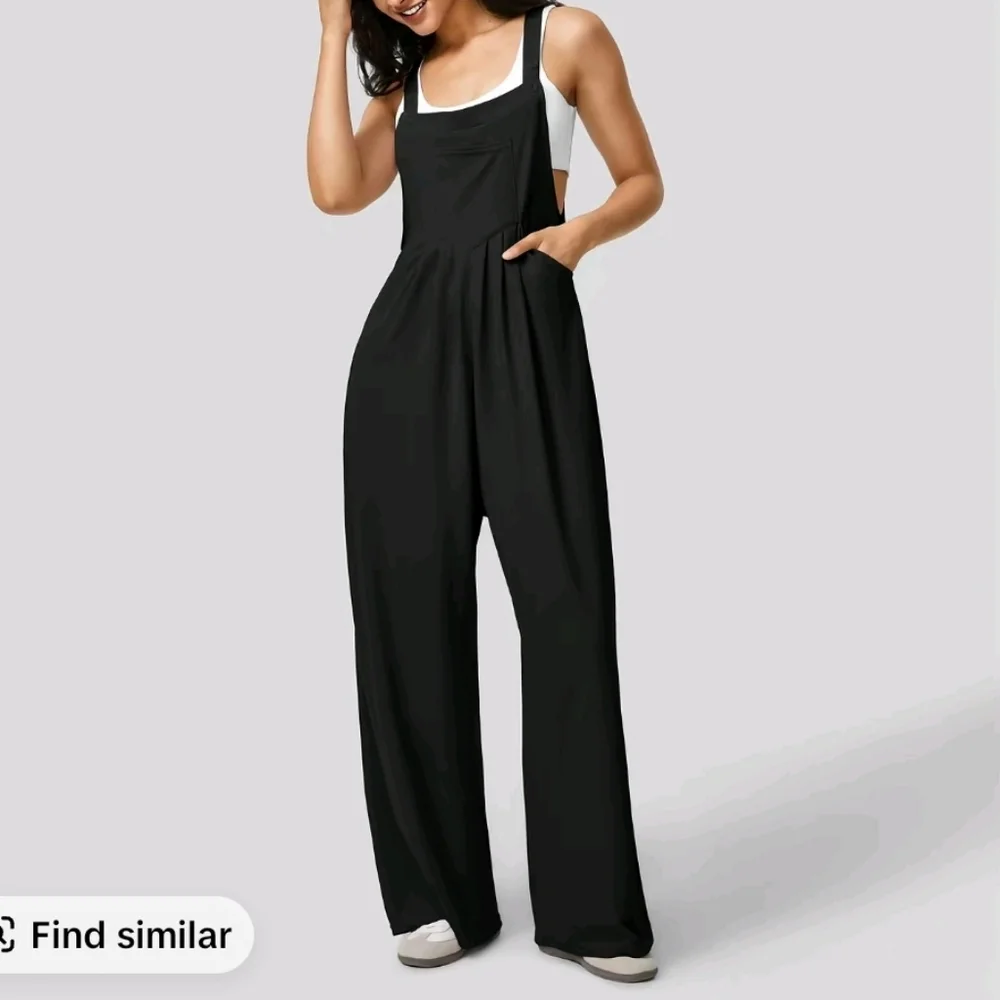 Halara Adjustable Strap Overalls - Picture 1 of 4